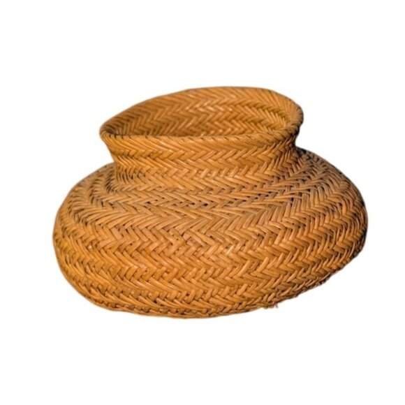 Handwoven Tarahumara Pine Needle Basket 6" Wide x 3" Tall - Picture 6 of 7